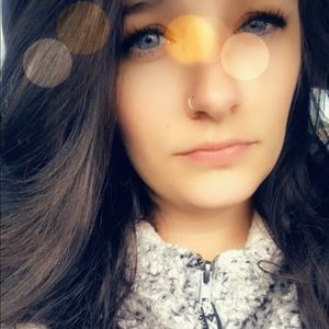 Meet your Posher, Natalie